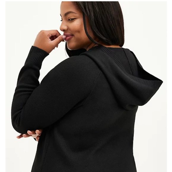 💕 Torrid  Pink Sequin Lips Sweater w/ Hood - Picture 4 of 5